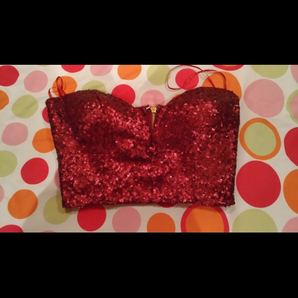 💕HOST PICK💕 TOBI Sparkly Red Crop Top - Picture 2 of 2
